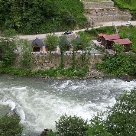 Cimen Apart Çamlıhemşin Buitenkant foto